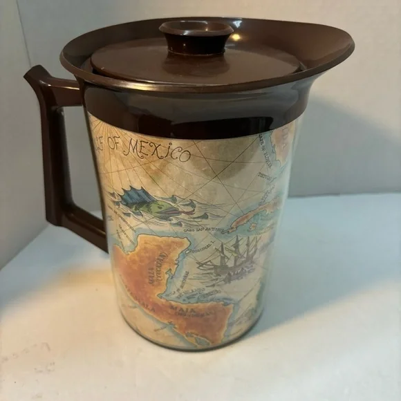 Vintage Thermo-Serv Pitcher with Lid - Map Design - Picture 2 of 8